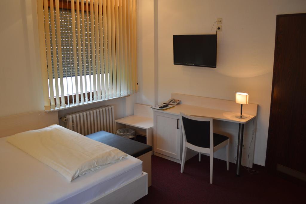Hotel Scirocco Баунатал Екстериор снимка