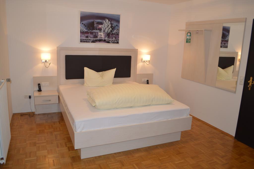 Hotel Scirocco Баунатал Стая снимка